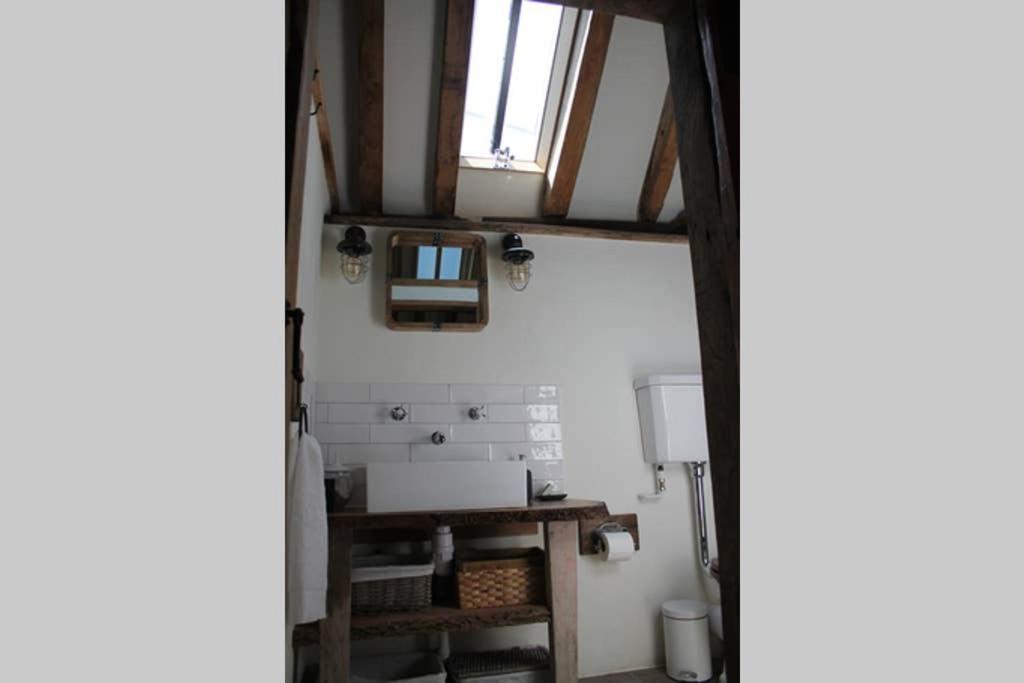 새프런월든 The Dovecote - Unique Self-Contained 1Bed Renovated Barn 빌라 외부 사진