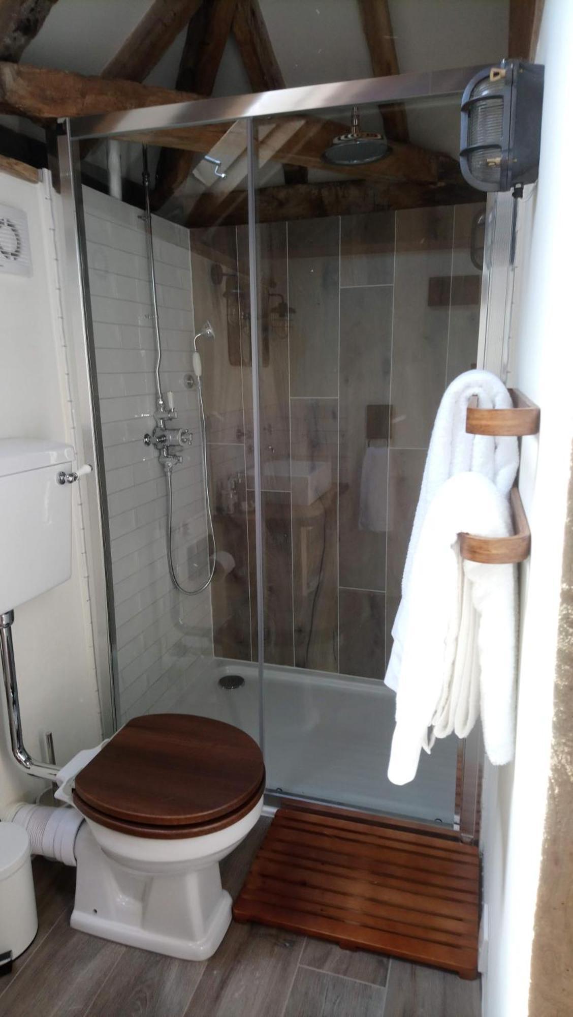 새프런월든 The Dovecote - Unique Self-Contained 1Bed Renovated Barn 빌라 외부 사진