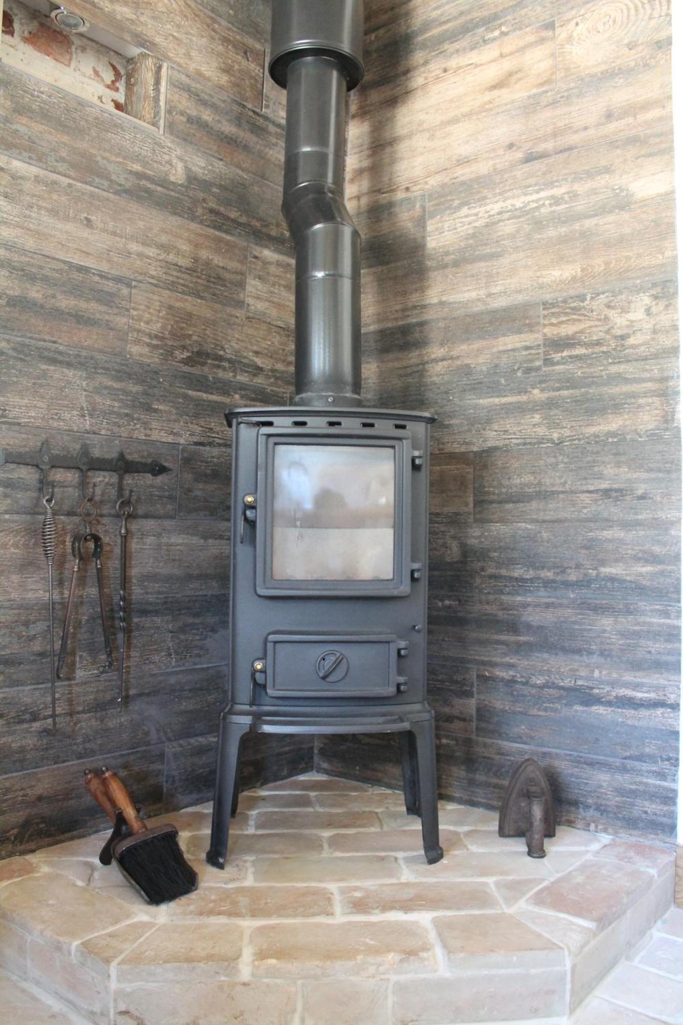 새프런월든 The Dovecote - Unique Self-Contained 1Bed Renovated Barn 빌라 외부 사진